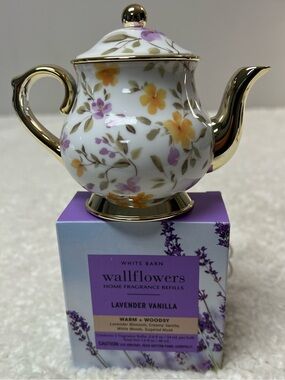 Bath & Body Works "Teapot" Wallflower Diffuser w/Lav. Vanilla Wallflower Refills